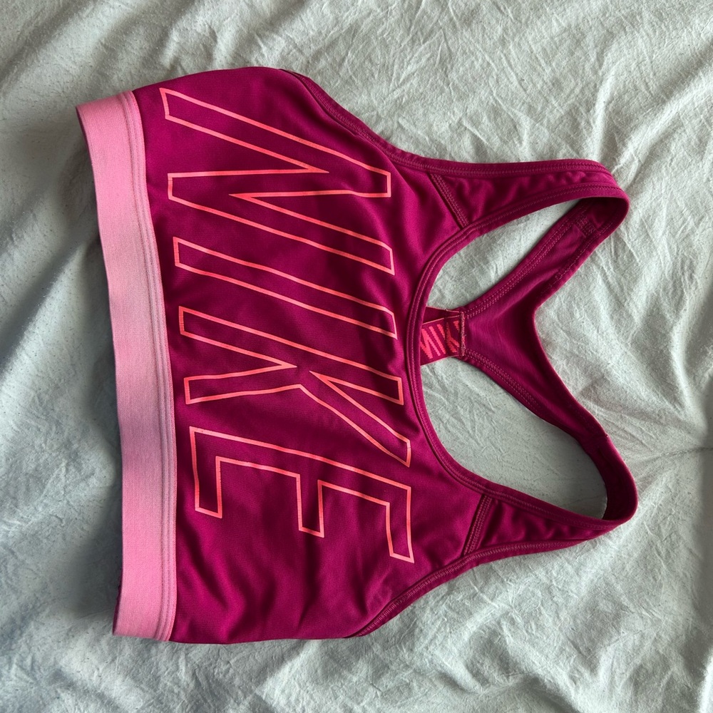 Nike Women's Fuchsia and Pink Sports Bra